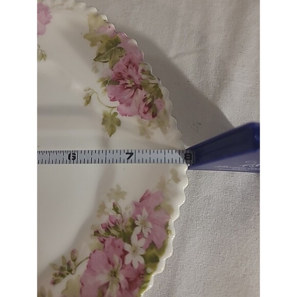 Antique Vintage 8 in scalloped edge white porcelain plate with pink flowers - Picture 8 of 8